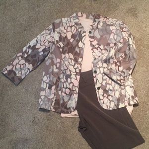 Chico’s light pink t-shirt